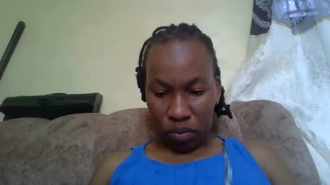 sweetdiva2012 online show from 24, 11, 2025