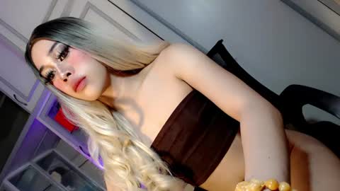 sweetest_bunny online show from 18, 7, 2026