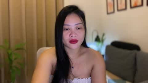 Snapshot of sweetestsmile_ chatting on 6, 8, 2026 Khaye online show from 6, 8, 2026
