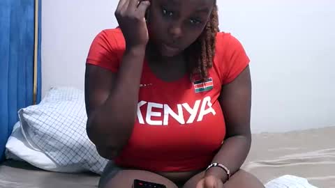 Snapshot of sweetgal11 chatting on 23, 10, 2025 sweetgal11 online show from 23, 10, 2025