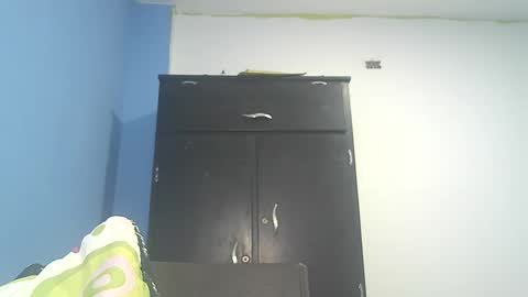 Snapshot of sweetgirl213742 chatting on 17, 9, 2025 Victoria Santos online show from 17, 9, 2025