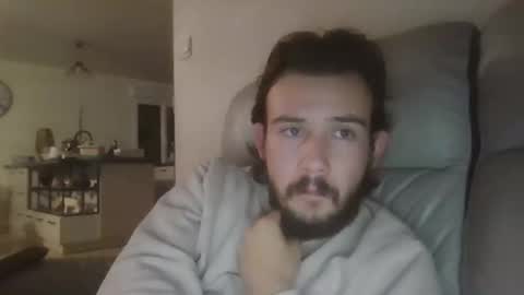 Snapshot of sweetguyss12 chatting on 9, 10, 2025 sweetguyss12 online show from 9, 10, 2025