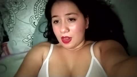 Snapshot of sweetie__annie chatting on 20, 2, 2025 Ana Mara i cant Make noise My family is here online show from 20, 2, 2025