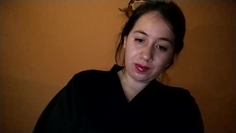 Ana Mara  i cant Make noise My family is here  online show from 20, 4, 2026