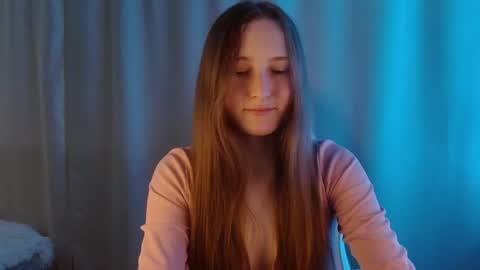 Snapshot of sweetie_lover chatting on 8, 6, 2026 Annie online show from 8, 6, 2026