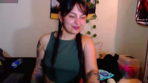 Snapshot of sweetie_maryy chatting on 21, 9, 2025 Maria  my insta sweetie maryy   online show from 21, 9, 2025