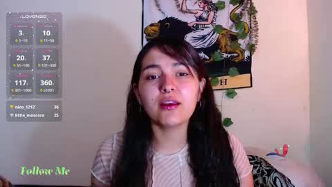 Snapshot of sweetie_maryy chatting on 12, 10, 2025 Maria  my insta sweetie maryy   online show from 12, 10, 2025
