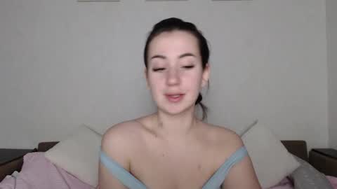 Snapshot of sweetiekendl chatting on 19, 1, 2025 Kendl online show from 19, 1, 2025