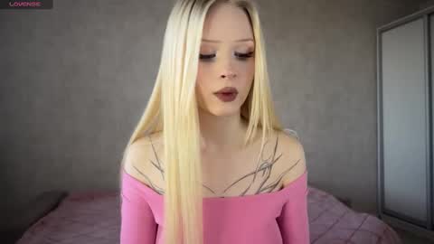 sweetie Lisa3 online show from 9, 3, 2025