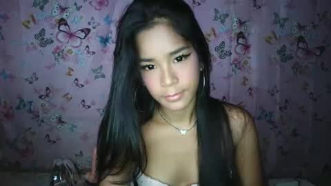 Snapshot of sweetjoy18 chatting on 13, 12, 2025 sweetjoy18 online show from 13, 12, 2025