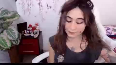 karen online show from 26, 4, 2026