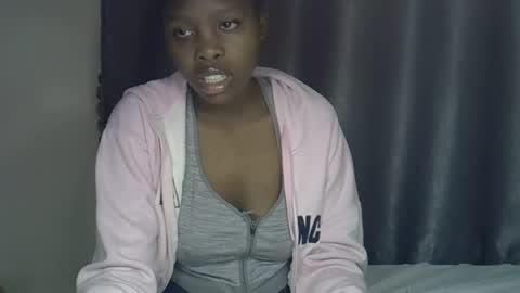 sweetkirrie online show from 23, 7, 2026