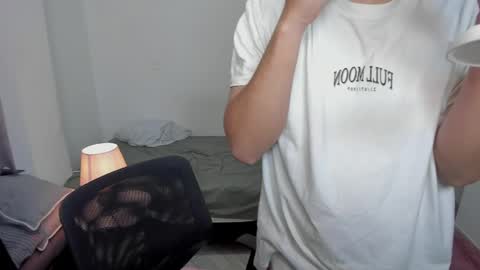 Snapshot of sweetlian_04 chatting on 2, 5, 2026 Lian online show from 2, 5, 2026