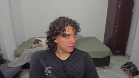 Snapshot of sweetlian_04 chatting on 7, 5, 2026 Lian online show from 7, 5, 2026