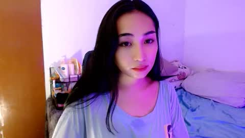 Snapshot of sweetlilly_18 chatting on 20, 10, 2025 Lilly online show from 20, 10, 2025