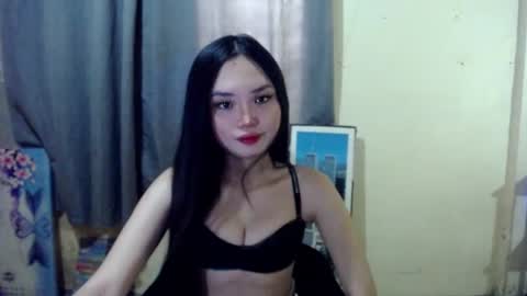 Snapshot of sweetlove_helaxxx chatting on 15, 6, 2026 sweetlove_helaxxx online show from 15, 6, 2026