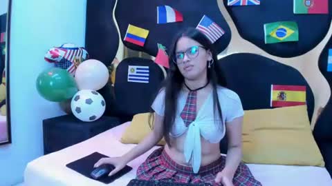 sweetluna2 online show from 14, 6, 2026