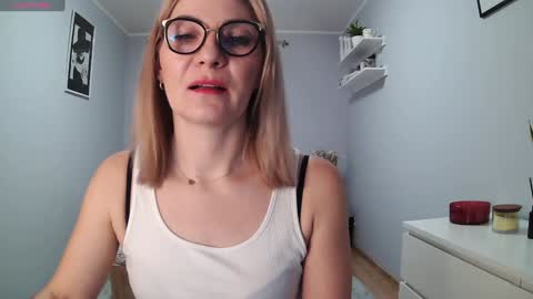 Snapshot of sweetmarthaaa chatting on 14, 1, 2025 sweetmarthaaa online show from 14, 1, 2025