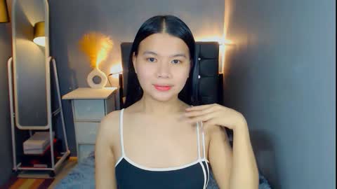 Snapshot of sweetnwildts chatting on 4, 3, 2026 Ghena online show from 4, 3, 2026