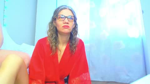 Snapshot of sweetpairfun chatting on 20, 4, 2026 Veronica and Alex online show from 20, 4, 2026