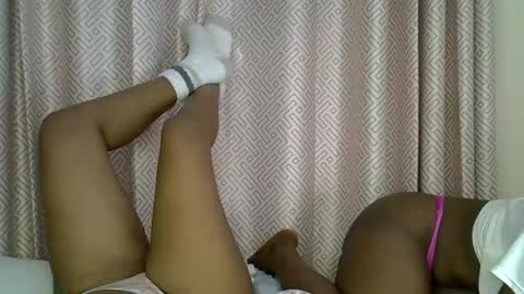 sweetpasion2 online show from 13, 5, 2026