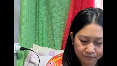 Snapshot of sweetpilipina88 chatting on 4, 6, 2026 MIA online show from 4, 6, 2026