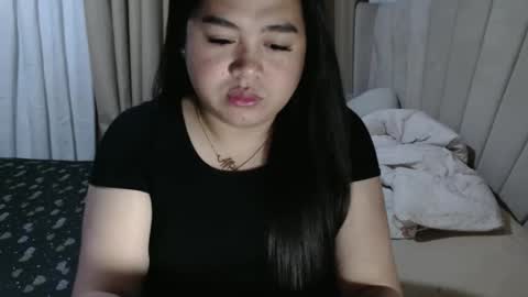 Snapshot of sweetprincess_athena chatting on 22, 3, 2026 Princess Ella online show from 22, 3, 2026