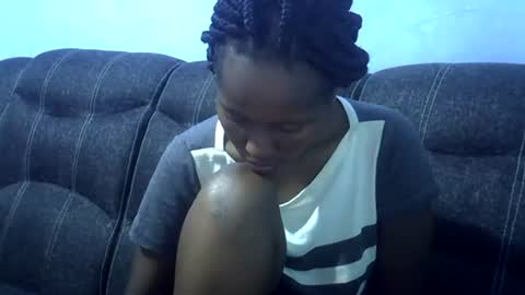 Snapshot of sweetqueen20 chatting on 17, 6, 2026 queen online show from 17, 6, 2026