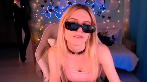 Snapshot of sweetrichal chatting on 18, 2, 2025 sweetrichal online show from 18, 2, 2025