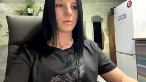 Sweet Shy online show from 5, 4, 2026