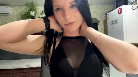 Sweet Shy online show from 25, 4, 2026