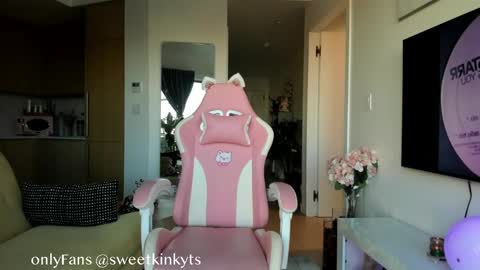 Snapshot of sweetstefania84 chatting on 17, 11, 2025 sweetstefania84 online show from 17, 11, 2025