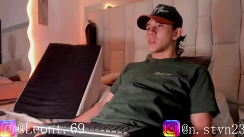 sweett_candy2 online show from 13, 4, 2026