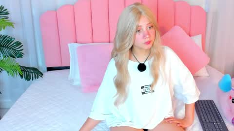 sweett_fire online show from 18, 4, 2026