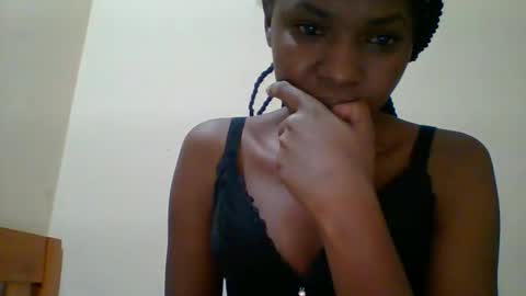 Snapshot of sweett_kimmie chatting on 9, 4, 2026 sweett_kimmie online show from 9, 4, 2026
