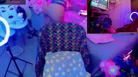 Snapshot of sweett_martina chatting on 14, 12, 2024 martina online show from 14, 12, 2024