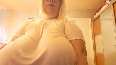 Snapshot of sweettm chatting on 19, 1, 2025 Maya online show from 19, 1, 2025