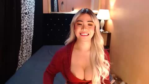 Ms trixiee online show from 7, 11, 2025