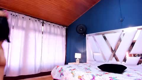 ALONDRA online show from 19, 2, 2025