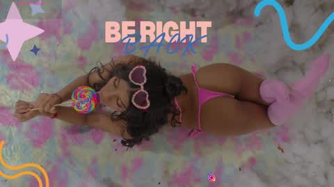 sweetviolet___ online show from 4, 4, 2026