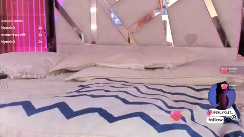 Snapshot of sweetviolet___ chatting on 11, 5, 2026 sweetviolet___ online show from 11, 5, 2026