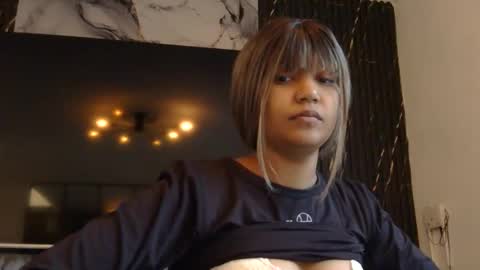 Snapshot of sweetwhisper4u chatting on 30, 5, 2026 katie online show from 30, 5, 2026