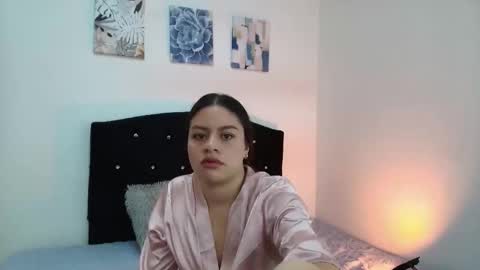 Snapshot of sweetx__mia chatting on 23, 2, 2026 Mia online show from 23, 2, 2026