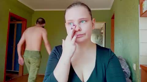 SweetxPiggy online show from 5, 8, 2026