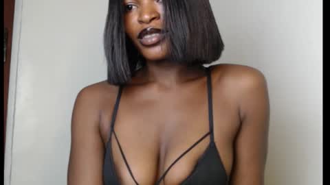 Snapshot of sweetxxboobsx chatting on 1, 2, 2026 sweetxxboobsx online show from 1, 2, 2026