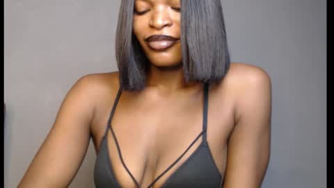 Snapshot of sweetxxboobsx chatting on 27, 3, 2026 sweetxxboobsx online show from 27, 3, 2026