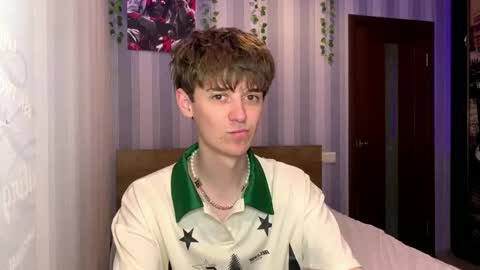 Sweety Dude online show from 21, 4, 2026