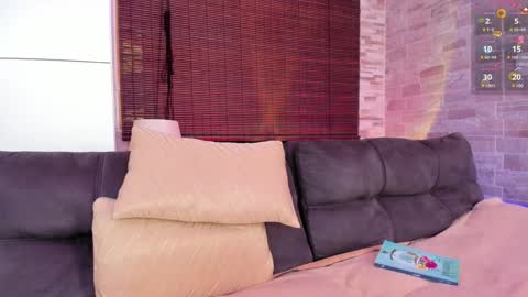 . online show from 24, 1, 2025