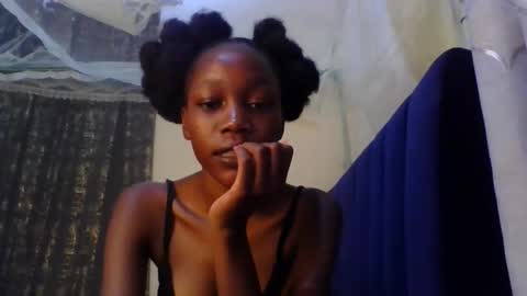 Vickky online show from 8, 5, 2026