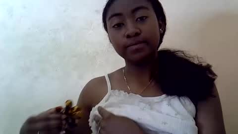 Snapshot of sweety_miorah_7 chatting on 26, 10, 2025 Miorah online show from 26, 10, 2025